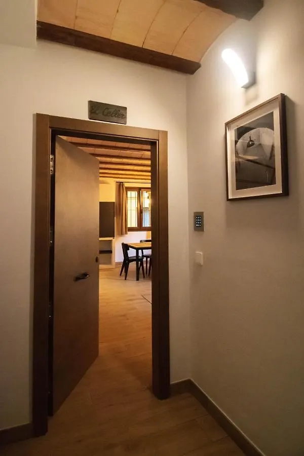 Cal Negret Rural Apartments Alos de Balaguer