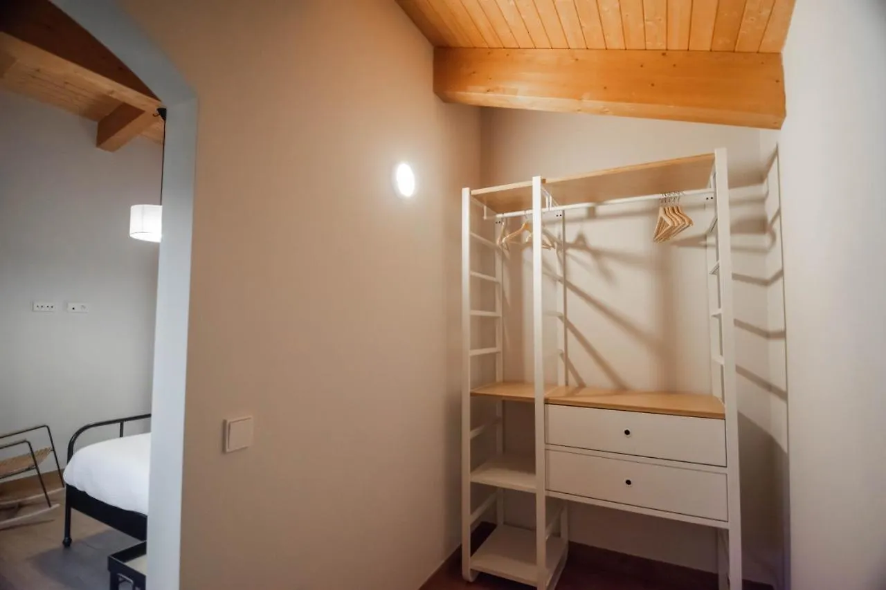 Cal Negret Rural Apartments Alos de Balaguer