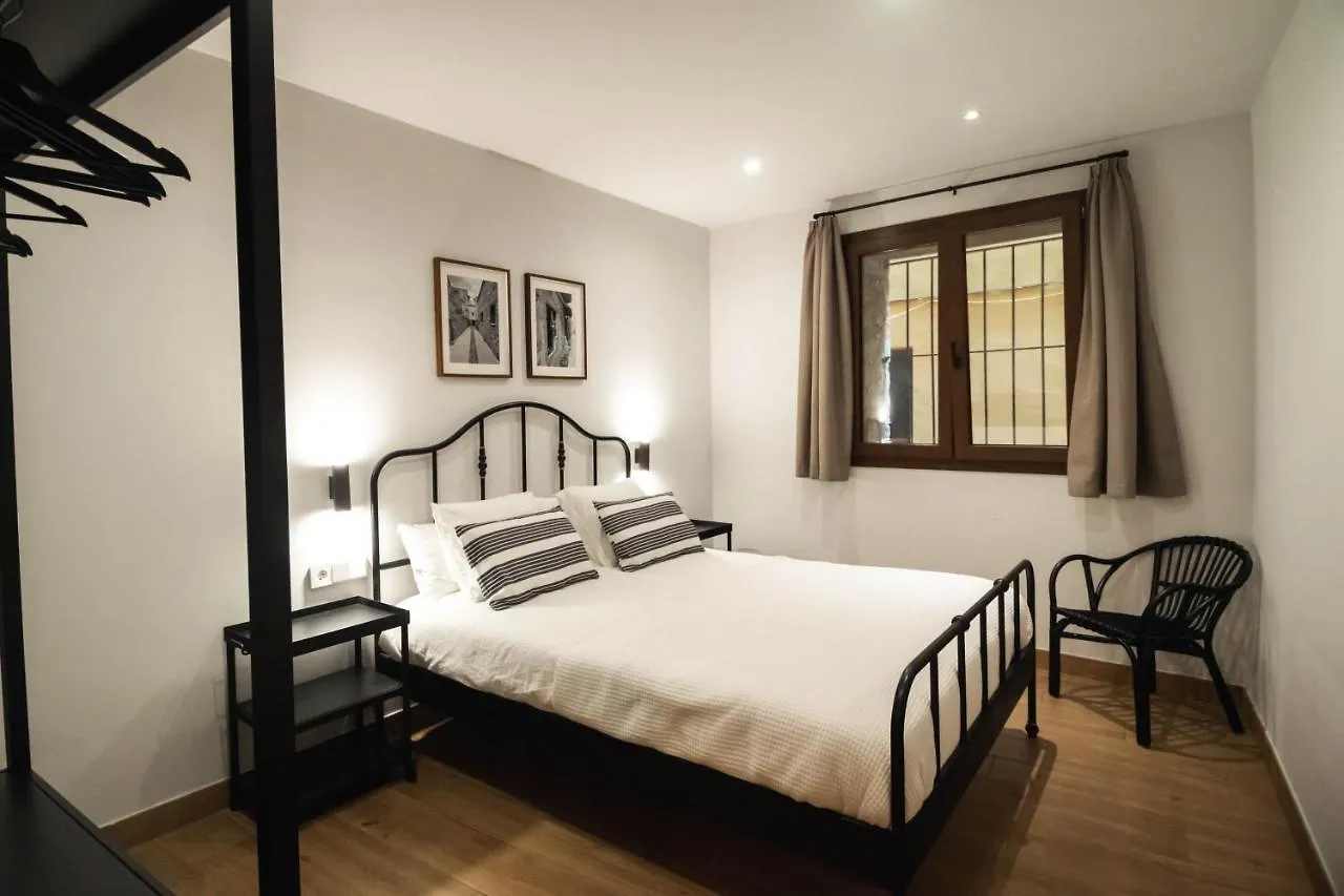 Cal Negret Rural Apartments Alos de Balaguer