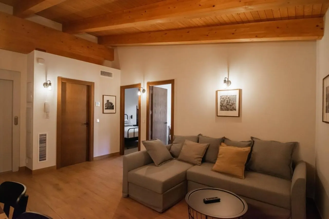Cal Negret Rural Apartments Alos de Balaguer Ισπανία