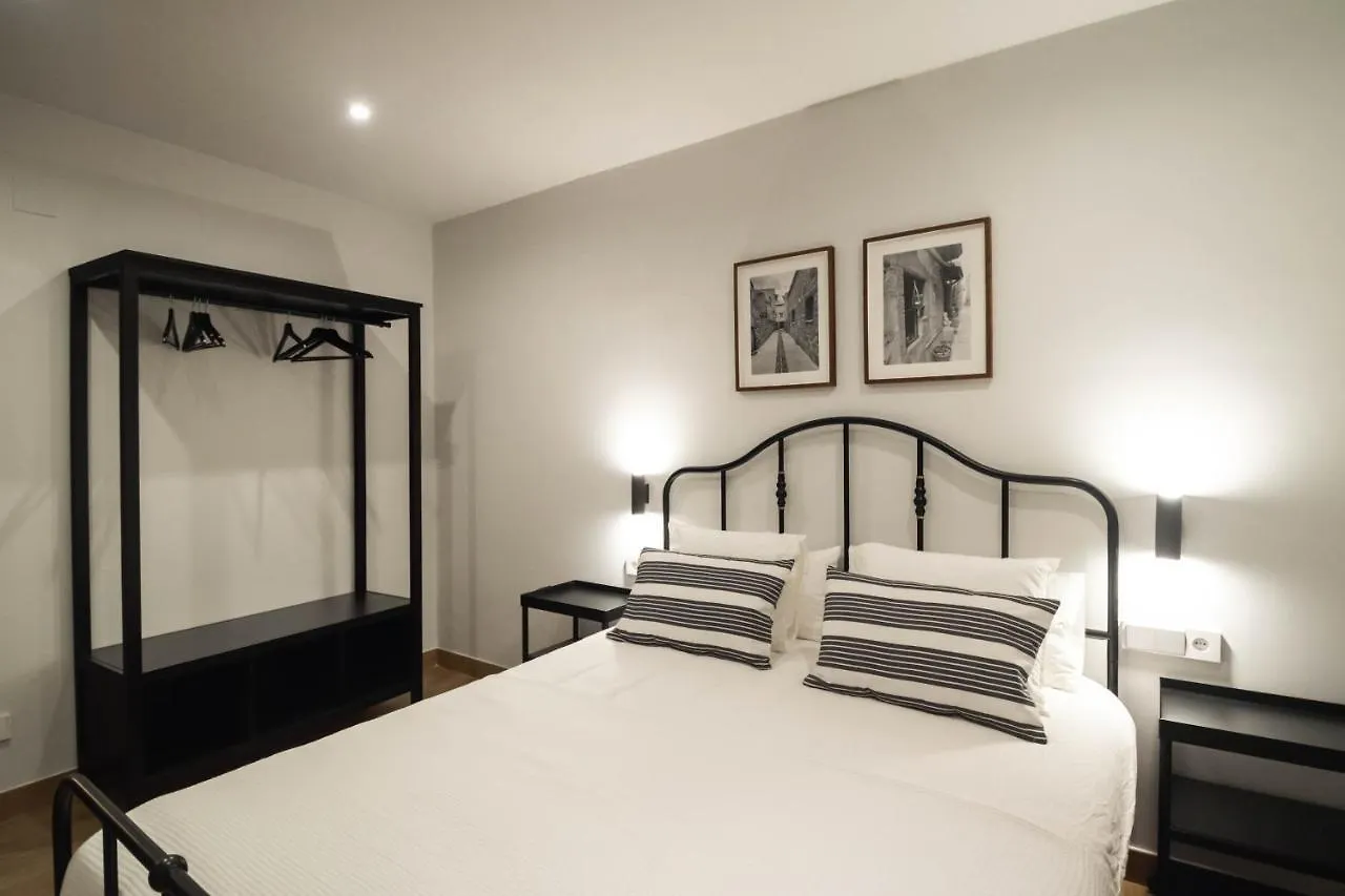 Cal Negret Rural Apartments Alos de Balaguer